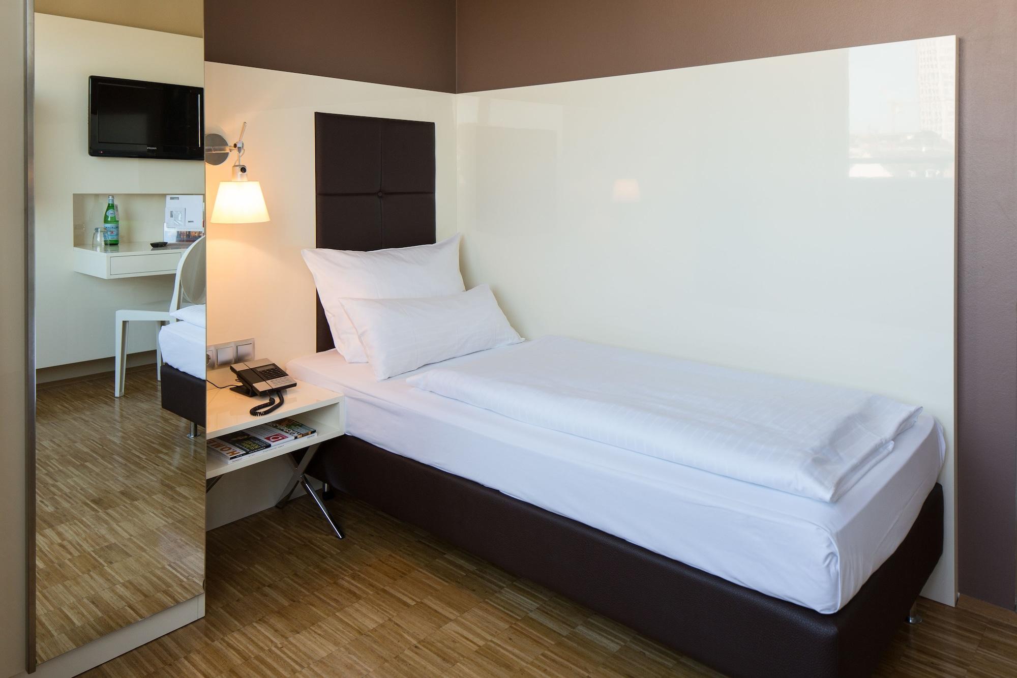 קלן Hotel Santo מראה חיצוני תמונה