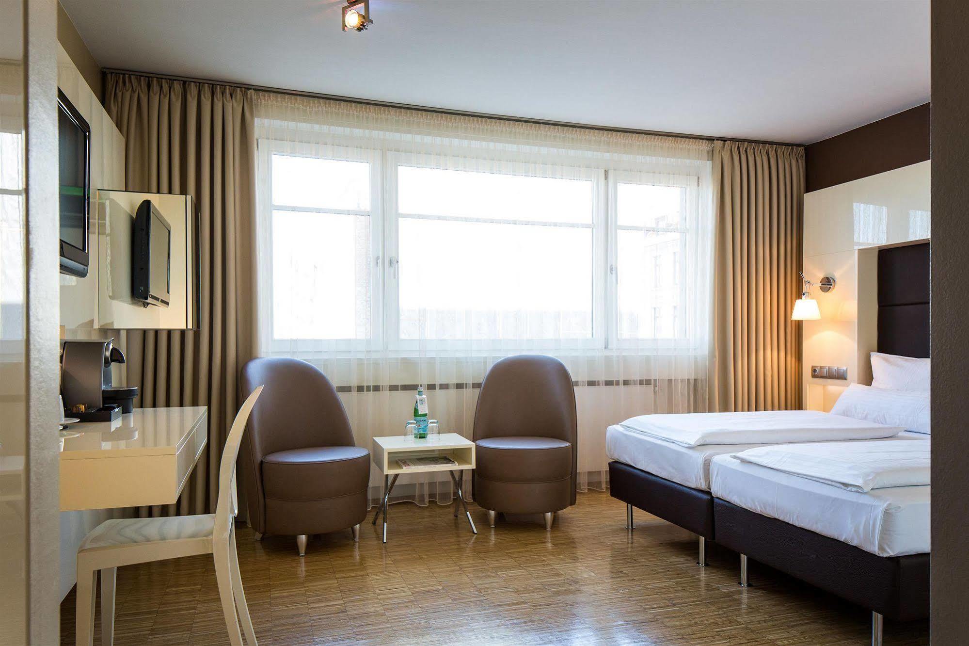 קלן Hotel Santo מראה חיצוני תמונה